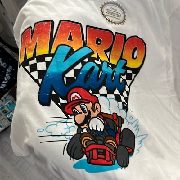 Mario Kart Graphic T-Shirt Nintendo NWT Unisex - Picture 2 of 5